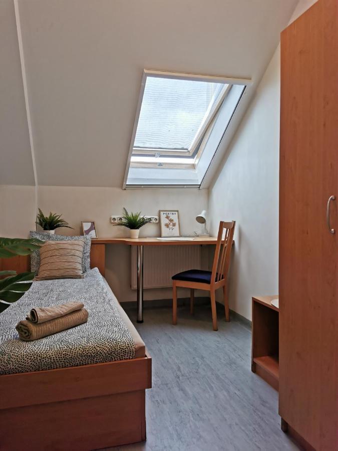 Hid Ifjusagi Szallo Hostel Dunaujvaros Luaran gambar