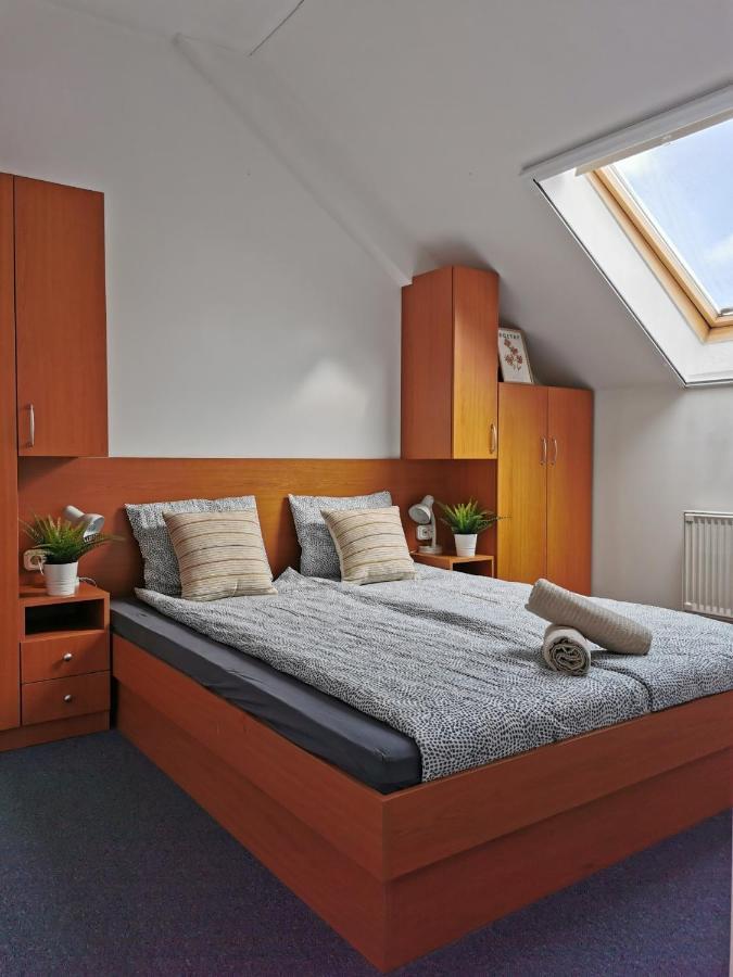 Hid Ifjusagi Szallo Hostel Dunaujvaros Luaran gambar
