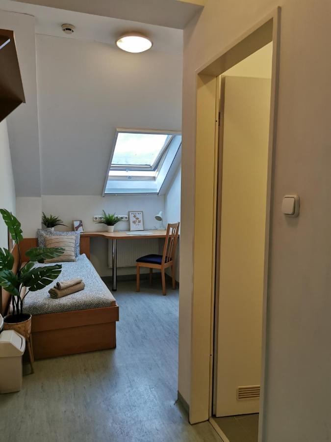 Hid Ifjusagi Szallo Hostel Dunaujvaros Luaran gambar